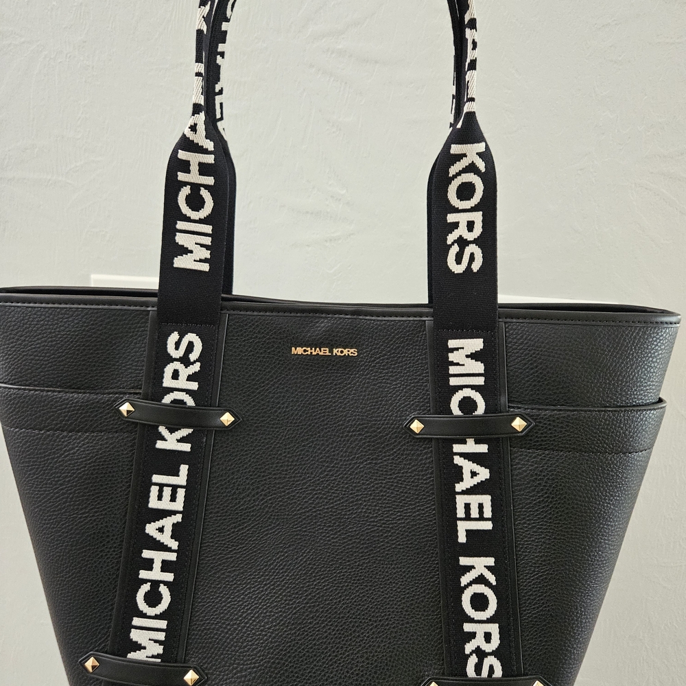 Michael Kors Black Tote Bag - Picture 2 of 6
